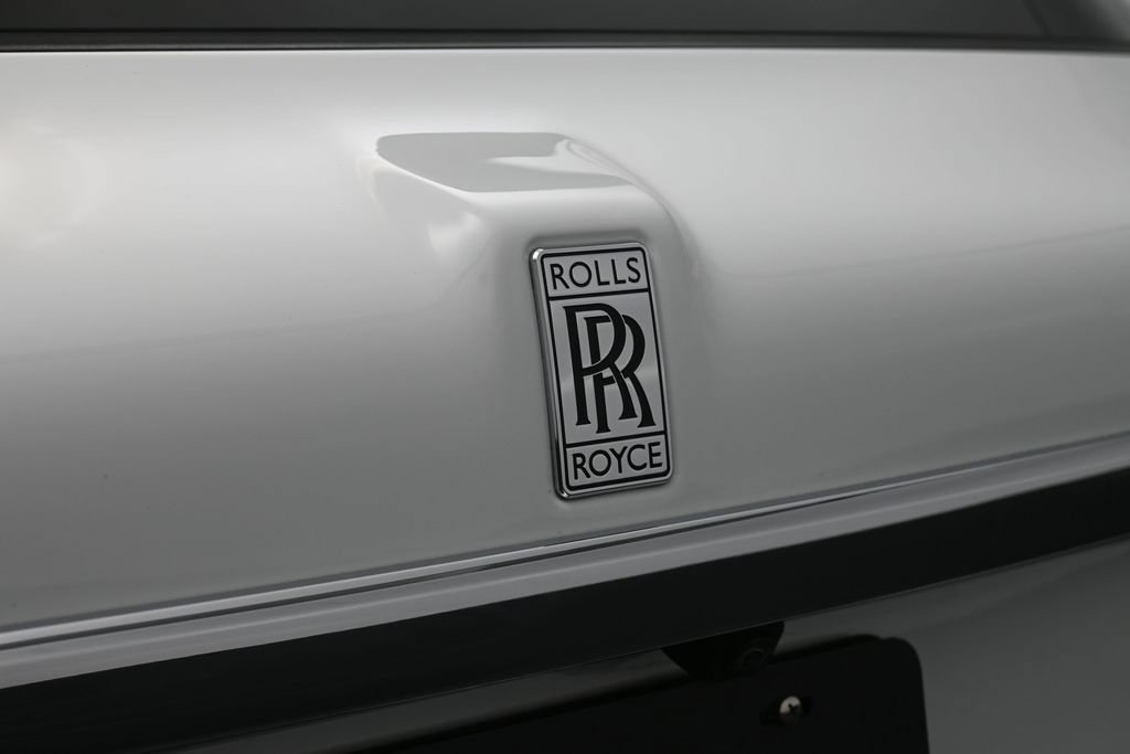 Certified 2019 Rolls-Royce Cullinan AWD/4WD image 14