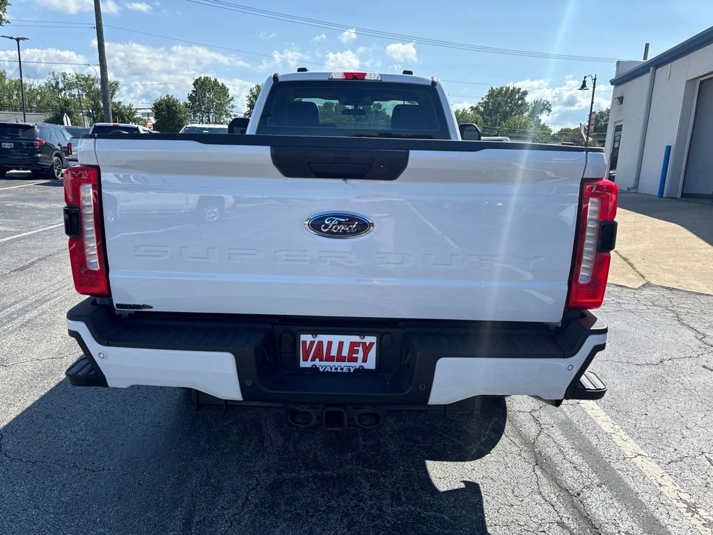 Used 2025 Ford F250 XL w/ STX Appearance Package AWD/4WD image 10