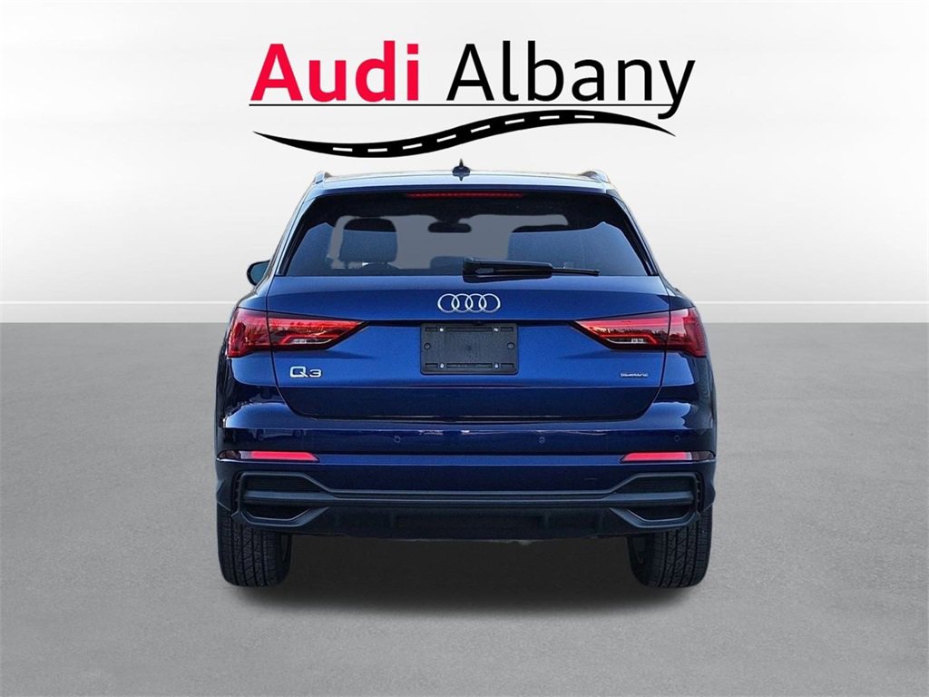 Used 2023 Audi Q3 2.0T Premium Plus image 5