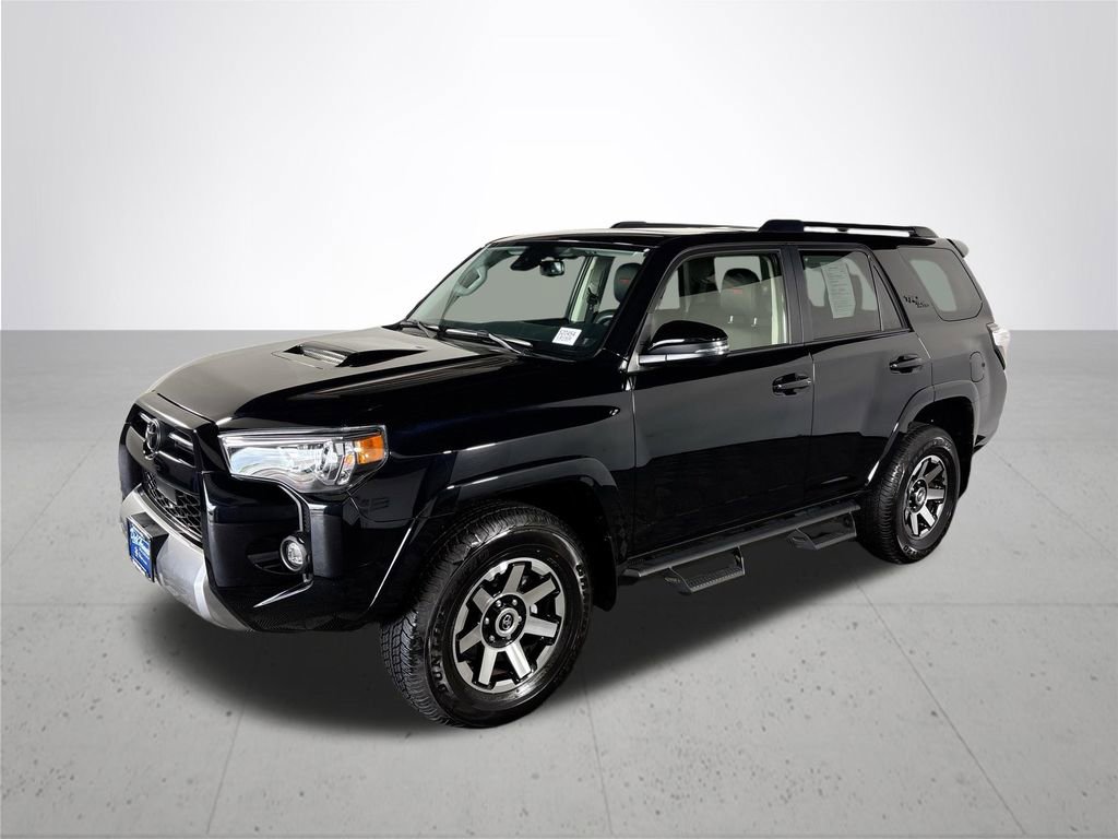 Used 2024 Toyota 4Runner TRD Off-Road Premium w/ Moonroof Package AWD/4WD image 2