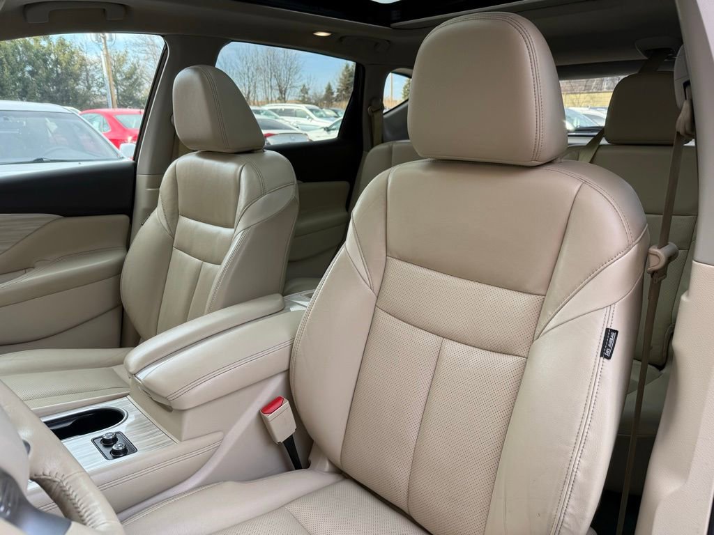Used 2018 Nissan Murano Platinum FWD image 11