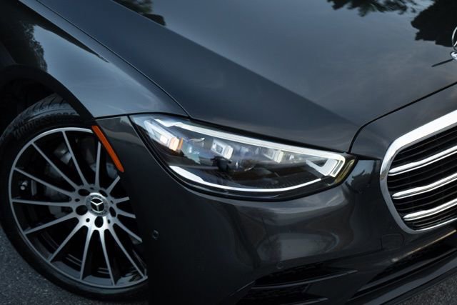 Used 2021 Mercedes-Benz S 580 4MATIC Sedan w/ AMG Line image 10
