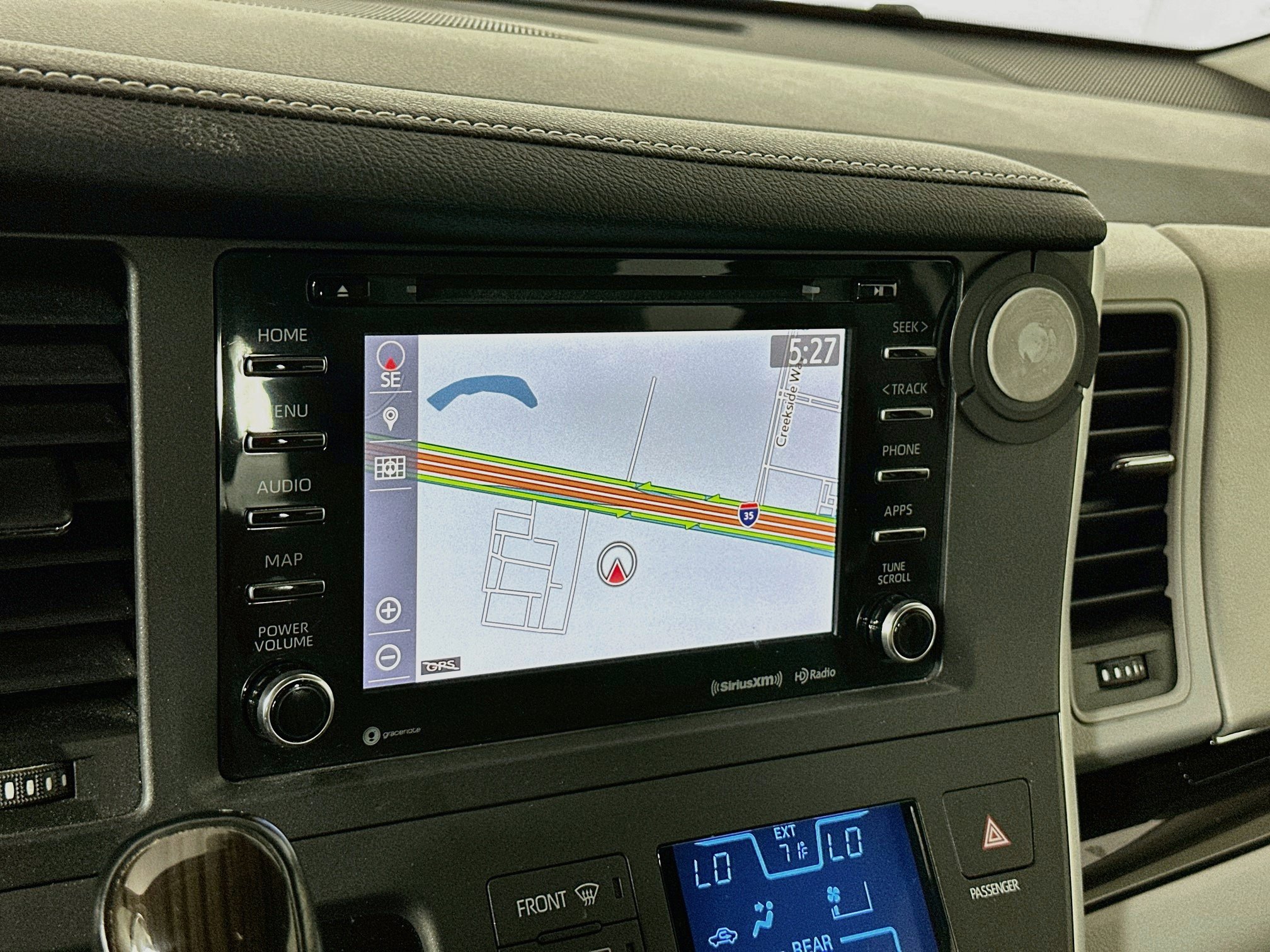 Used 2020 Toyota Sienna XLE Premium FWD image 21