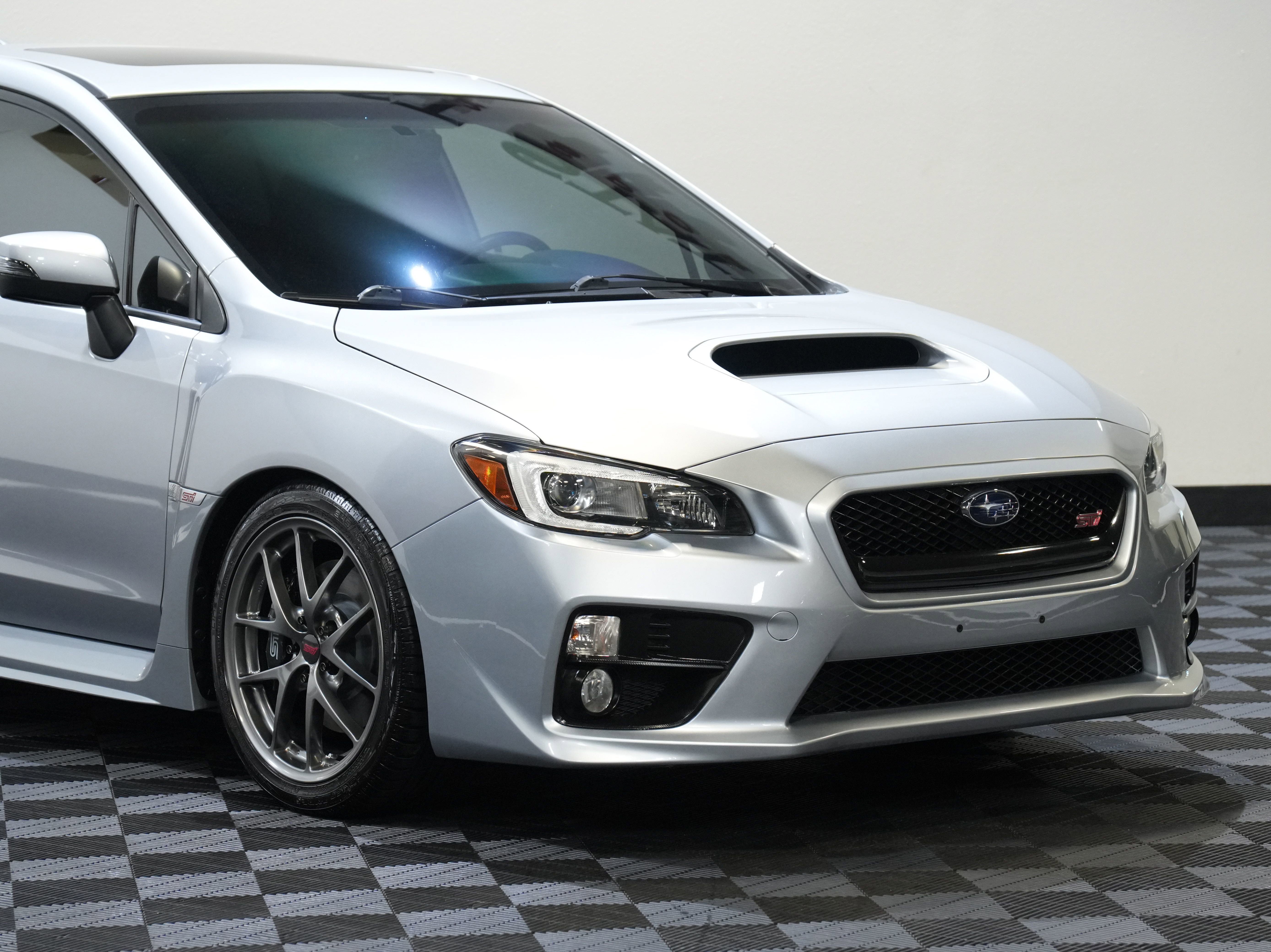 Used 2017 Subaru WRX STI Limited w/ Popular Package #1 AWD/4WD image 9