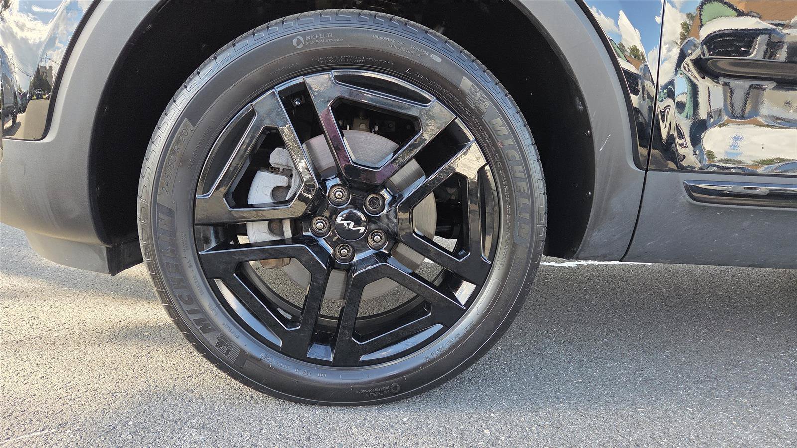 Certified 2024 Kia Telluride SX X-Line AWD/4WD image 11
