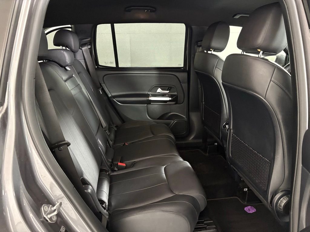 Used 2022 Mercedes-Benz GLB 250 image 39