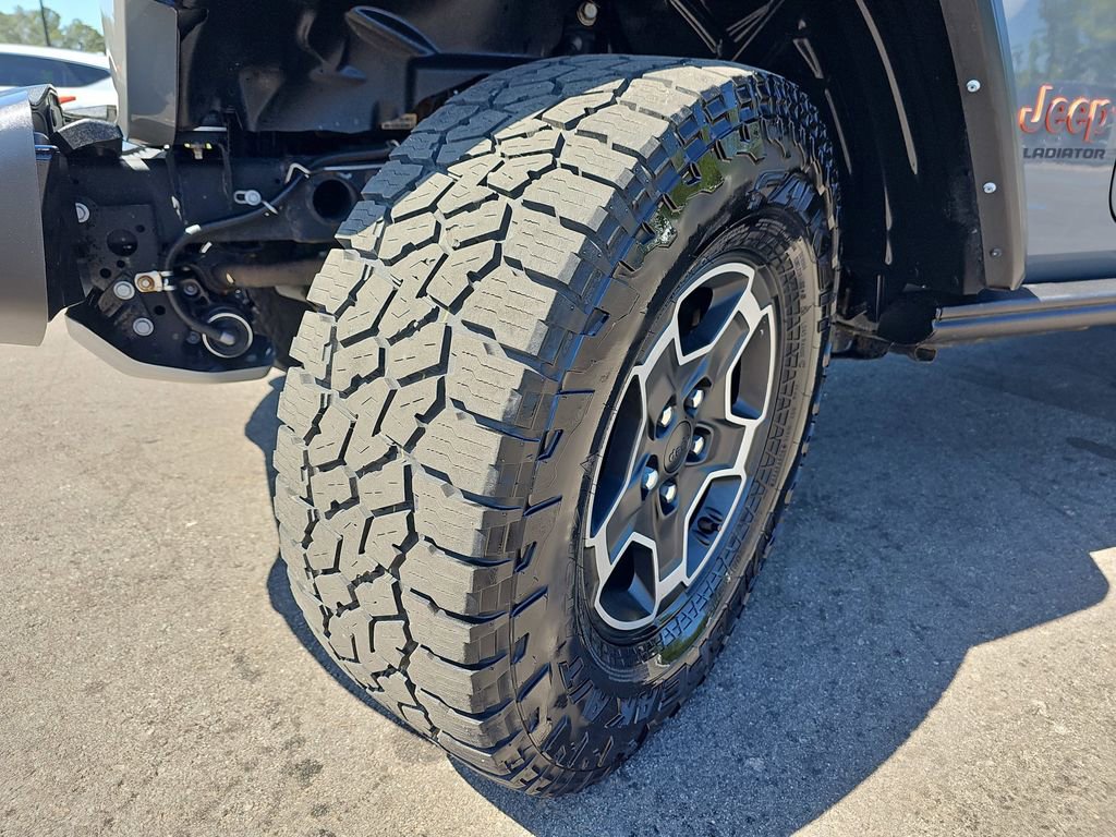 Used 2022 Jeep Gladiator Mojave w/ LED Lighting Group AWD/4WD image 35