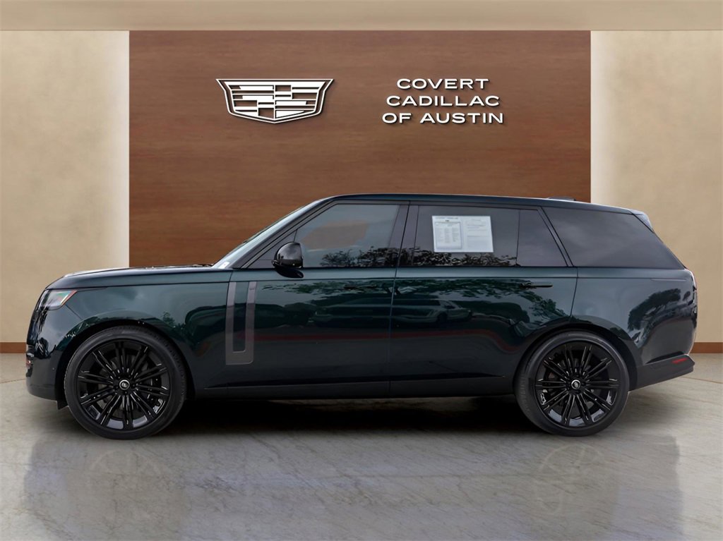 Used 2024 Land Rover Range Rover Long Wheelbase SE image 2