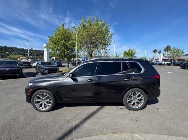 Used 2020 BMW X7 xDrive40i w/ Premium Package image 5