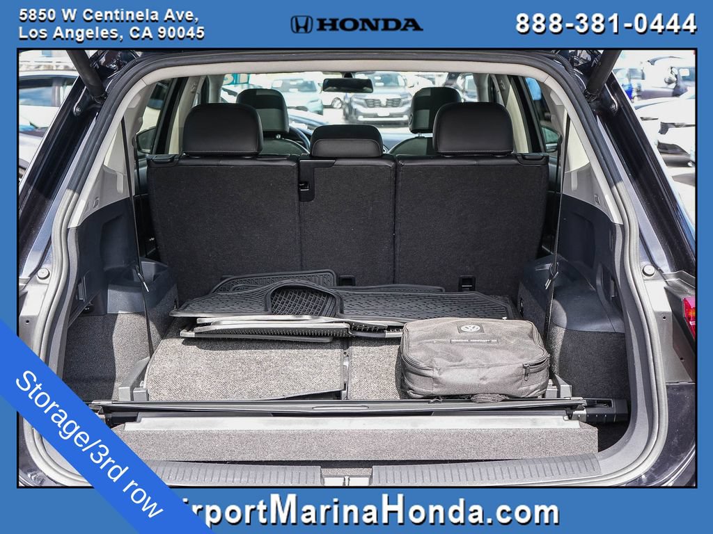 Used 2018 Volkswagen Tiguan SEL FWD image 16