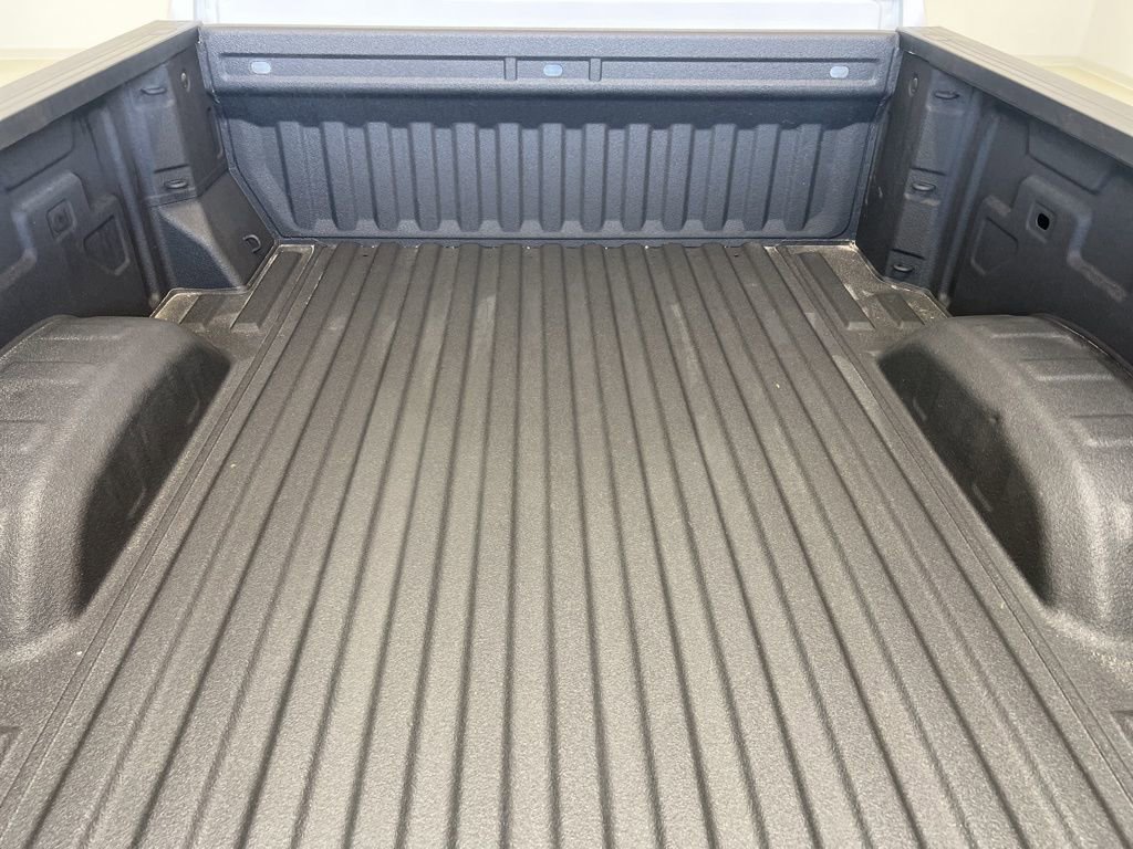 Used 2024 Chevrolet Silverado 2500 LTZ image 22