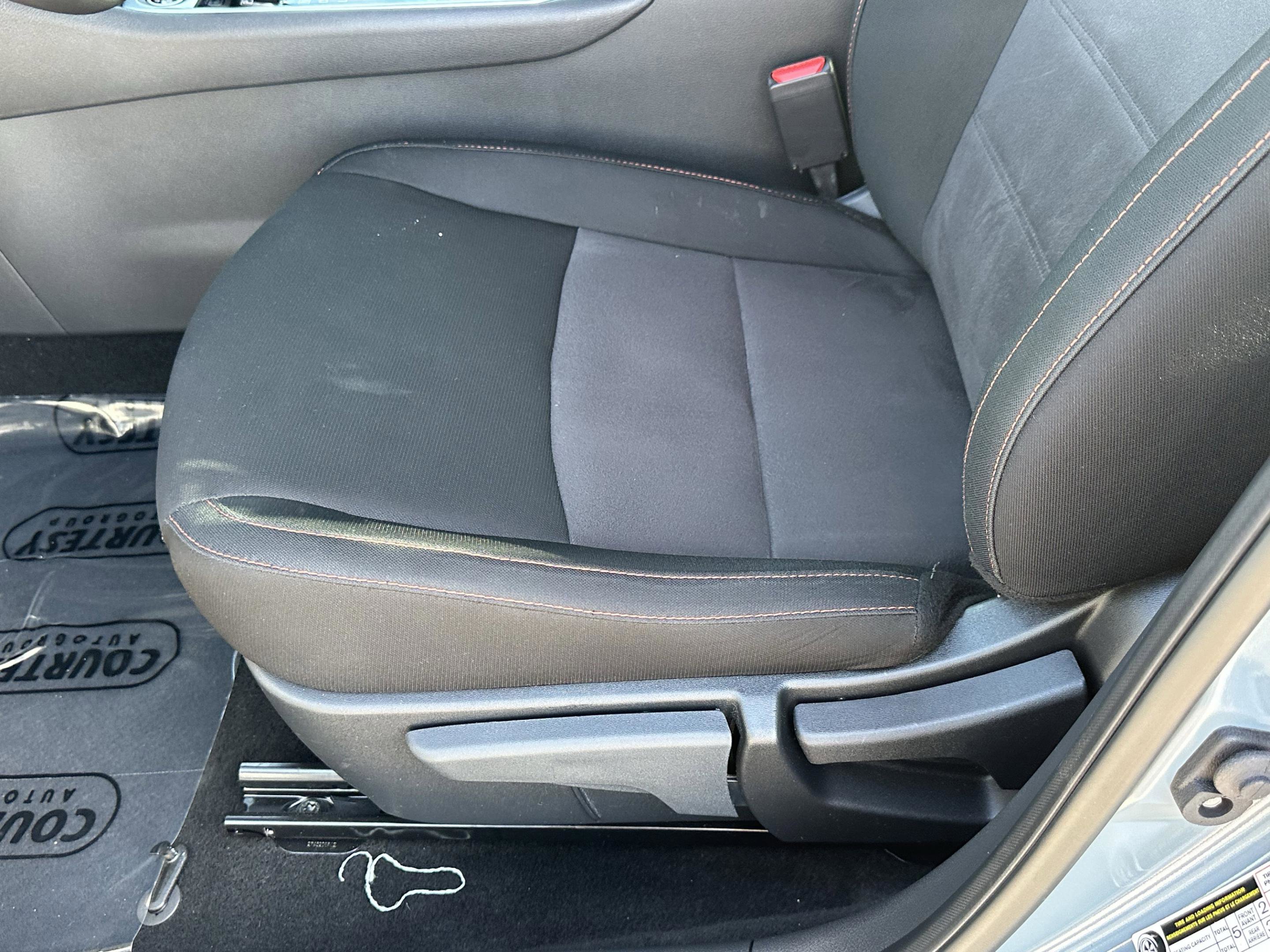 Certified 2025 Nissan Sentra SR image 21
