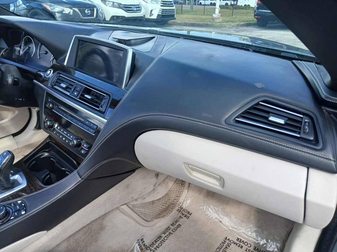 Used 2012 BMW 650i Convertible RWD image 16