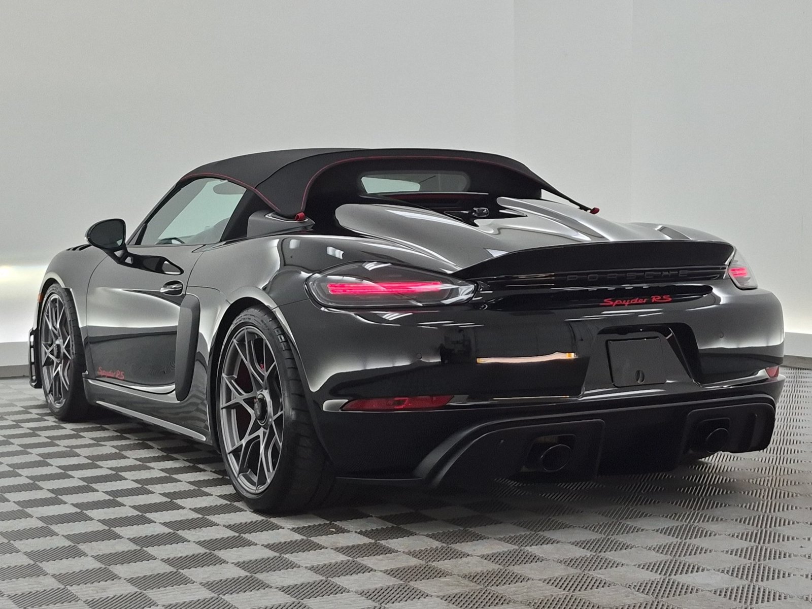 Certified 2025 Porsche 718 Boxster Spyder RS RWD video 3