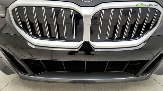 Used 2026 BMW 530i w/ M Sport Package RWD image 23