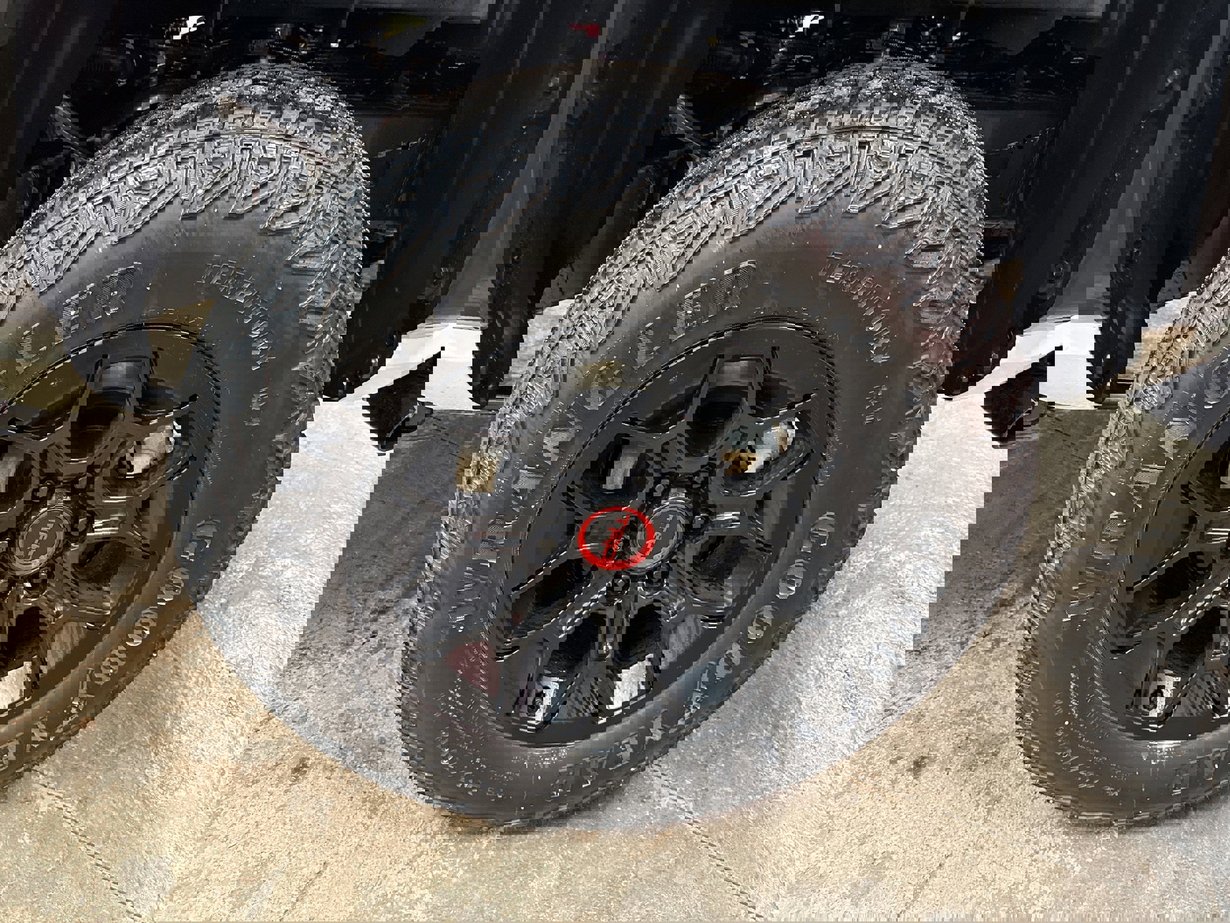 Used 2025 Toyota Tacoma TRD Pro image 8