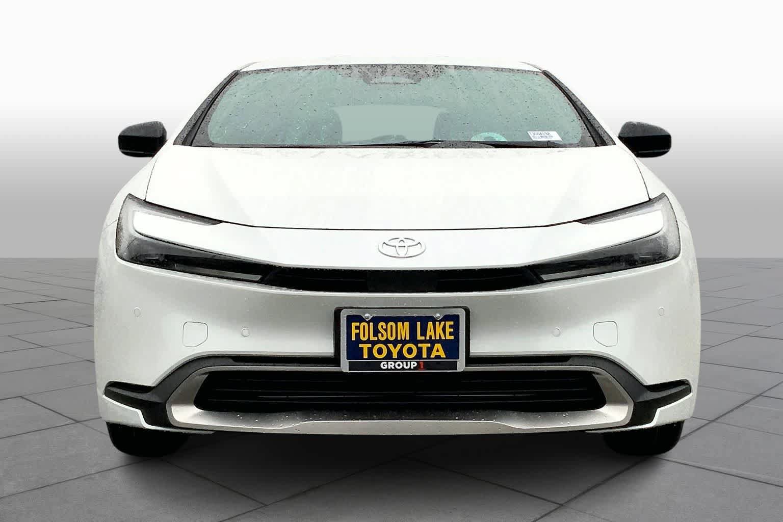 New 2026 Toyota Prius Plug-In Hybrid FWD image 3