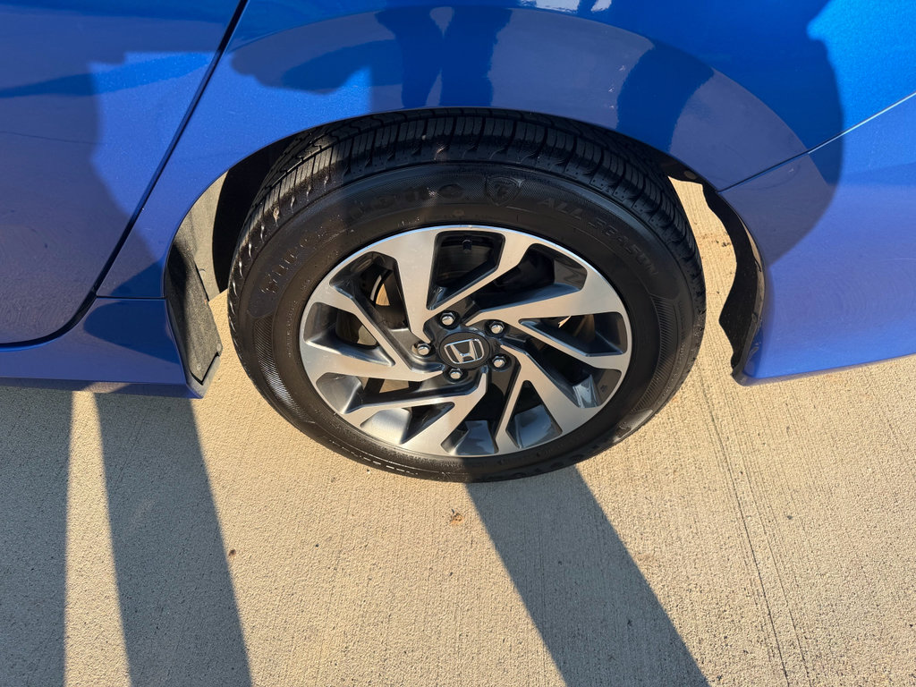 Used 2016 Honda Civic EX image 28