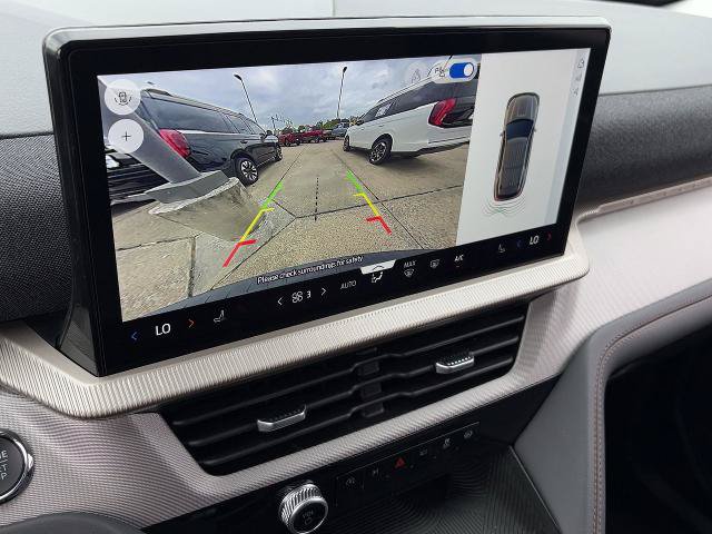 New 2026 Ford Explorer Active RWD image 44