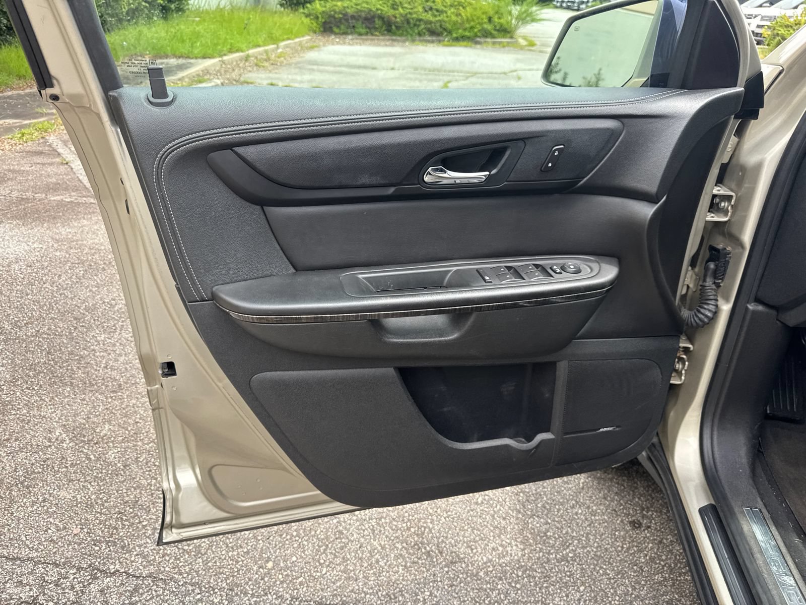 Used 2016 GMC Acadia SLT w/ Open Road Package FWD image 10