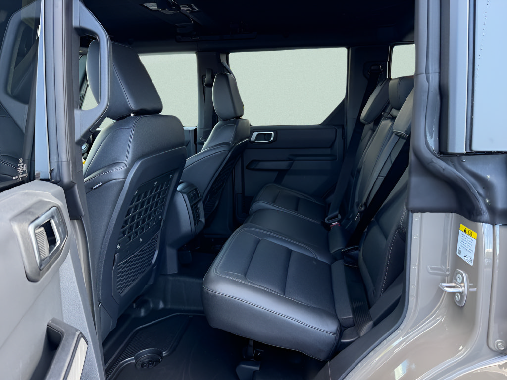 New 2026 Ford Bronco Big Bend w/ Black Diamond Package AWD/4WD image 5