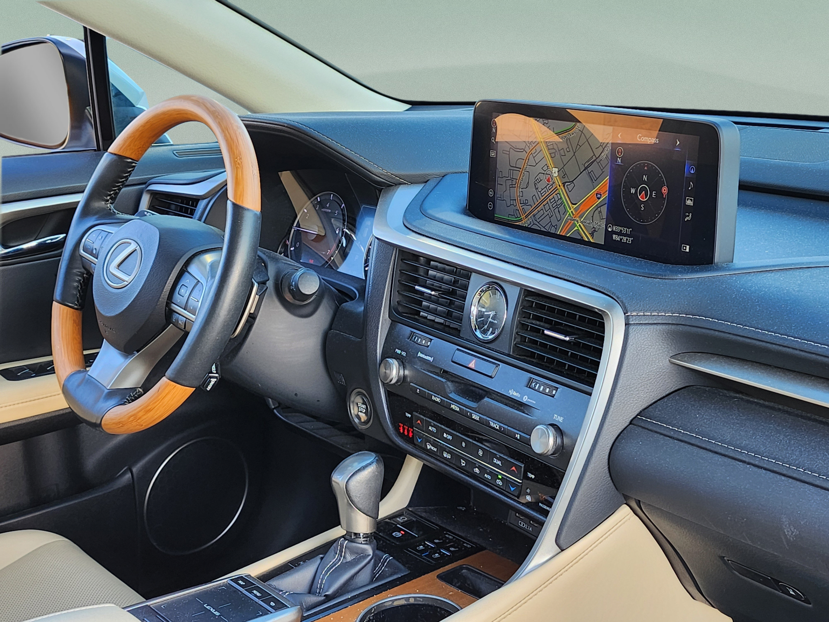 Certified 2022 Lexus RX 350 FWD w/ Premium Package image 27