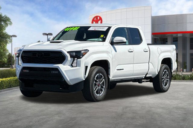 Certified 2024 Toyota Tacoma TRD Sport AWD/4WD image 10