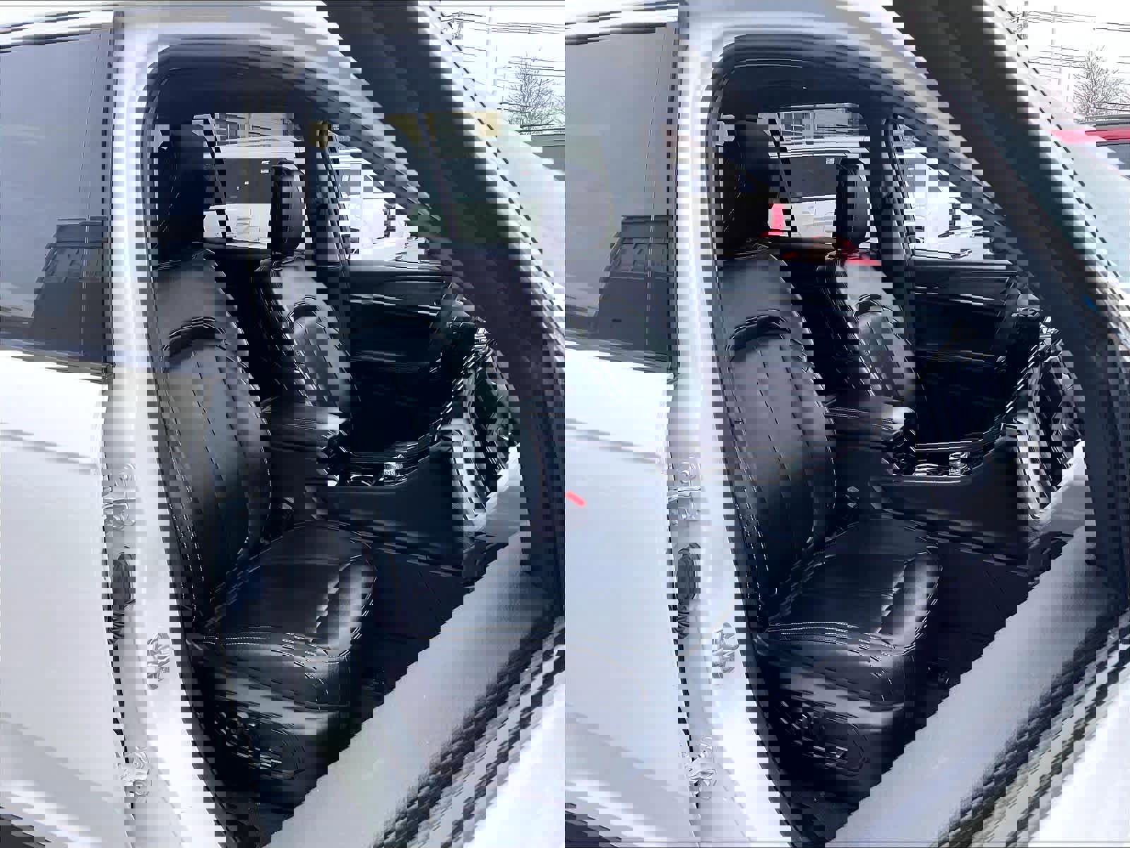 Used 2023 Jeep Grand Cherokee 4WD 4xe image 11