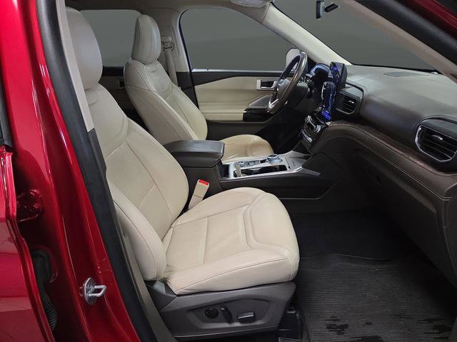 Used 2023 Ford Explorer Platinum w/ Technology Package image 34