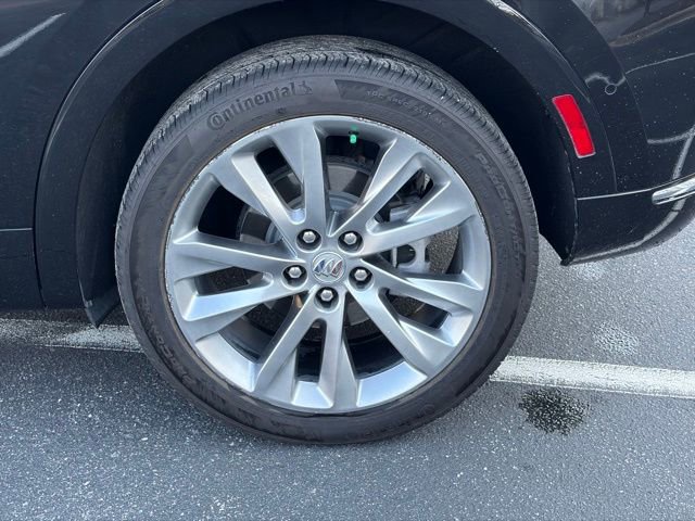 Used 2023 Buick Envision Avenir image 30