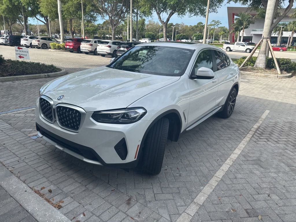 Certified 2023 BMW X4 xDrive30i w/ Premium Package image 1