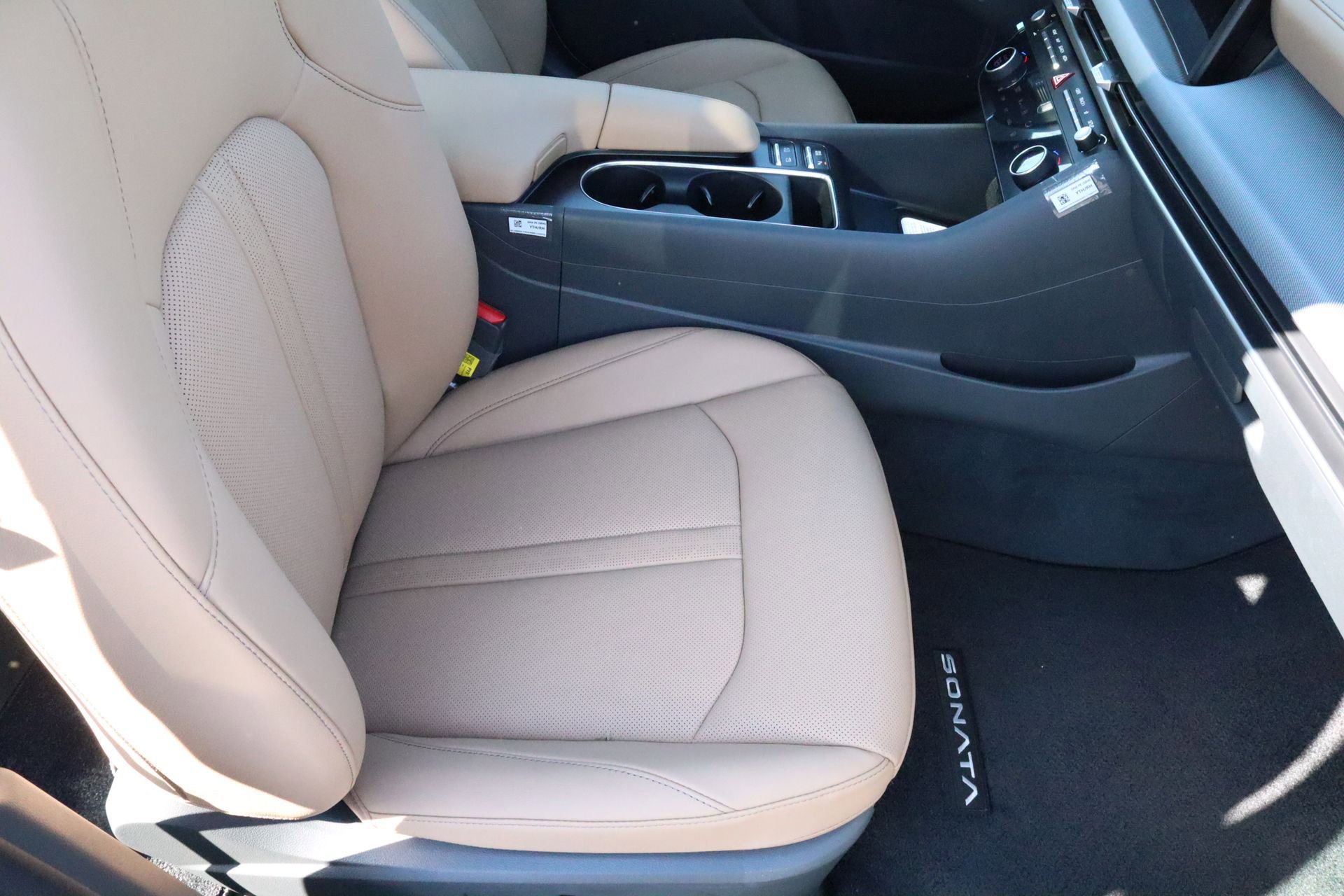 New 2026 Hyundai Sonata Limited image 18