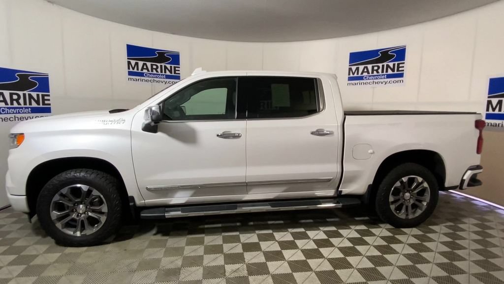 Used 2023 Chevrolet Silverado 1500 High Country w/ High Country Premium Package AWD/4WD image 7
