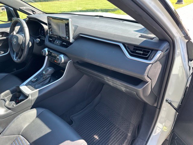 Used 2021 Toyota RAV4 XSE AWD/4WD image 28