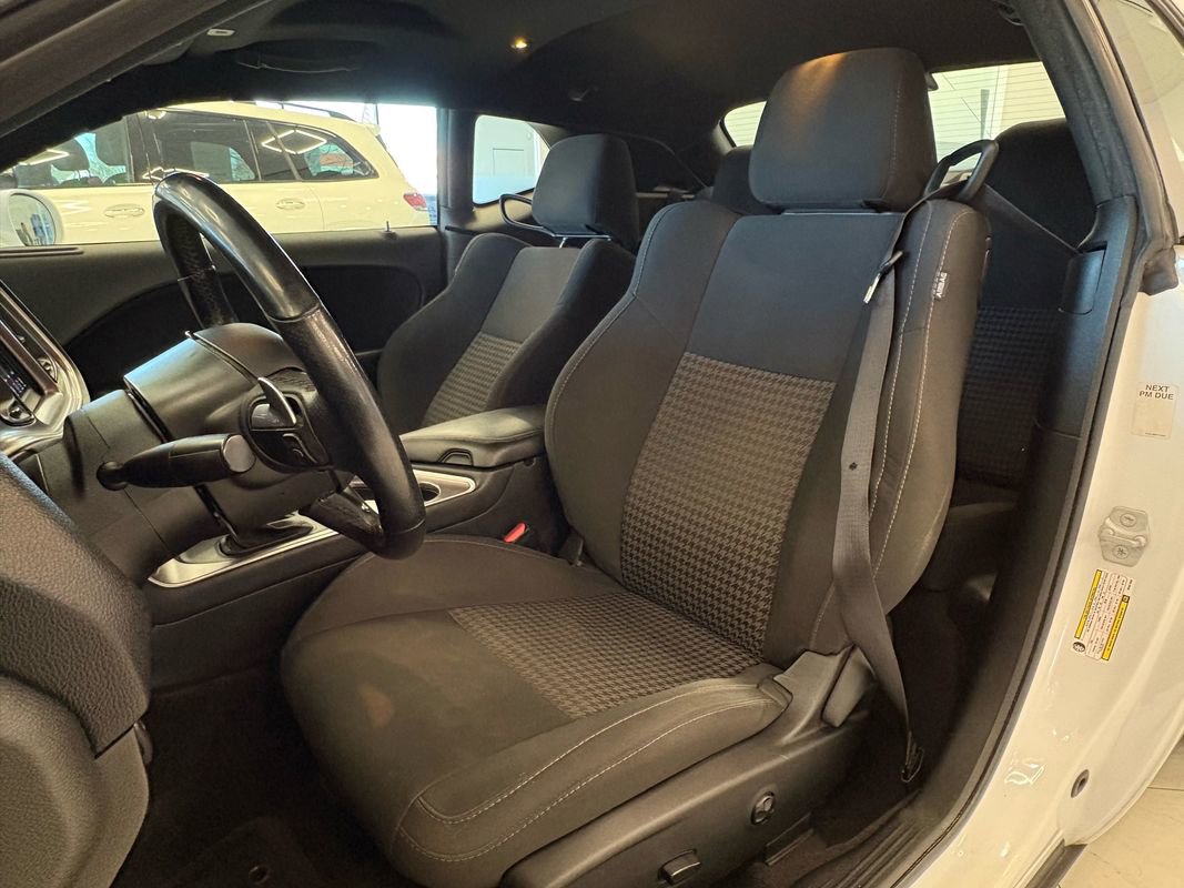 Used 2019 Dodge Challenger R/T image 21