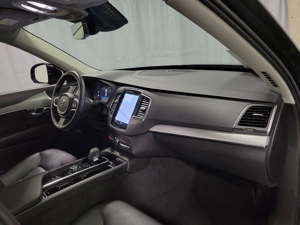 Used 2023 Volvo XC90 B5 Core AWD/4WD image 29