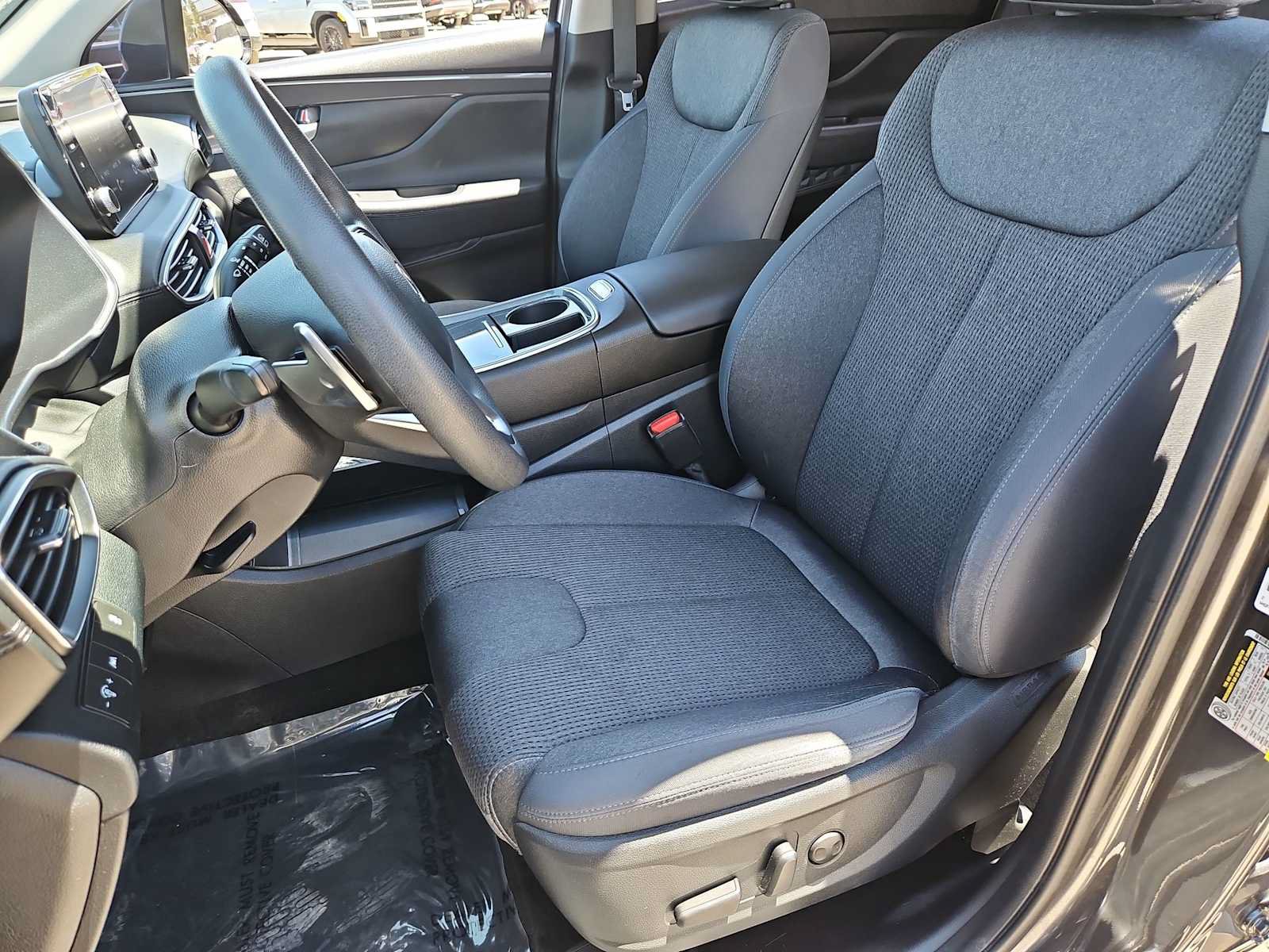 Used 2021 Hyundai Santa Fe SEL FWD image 16