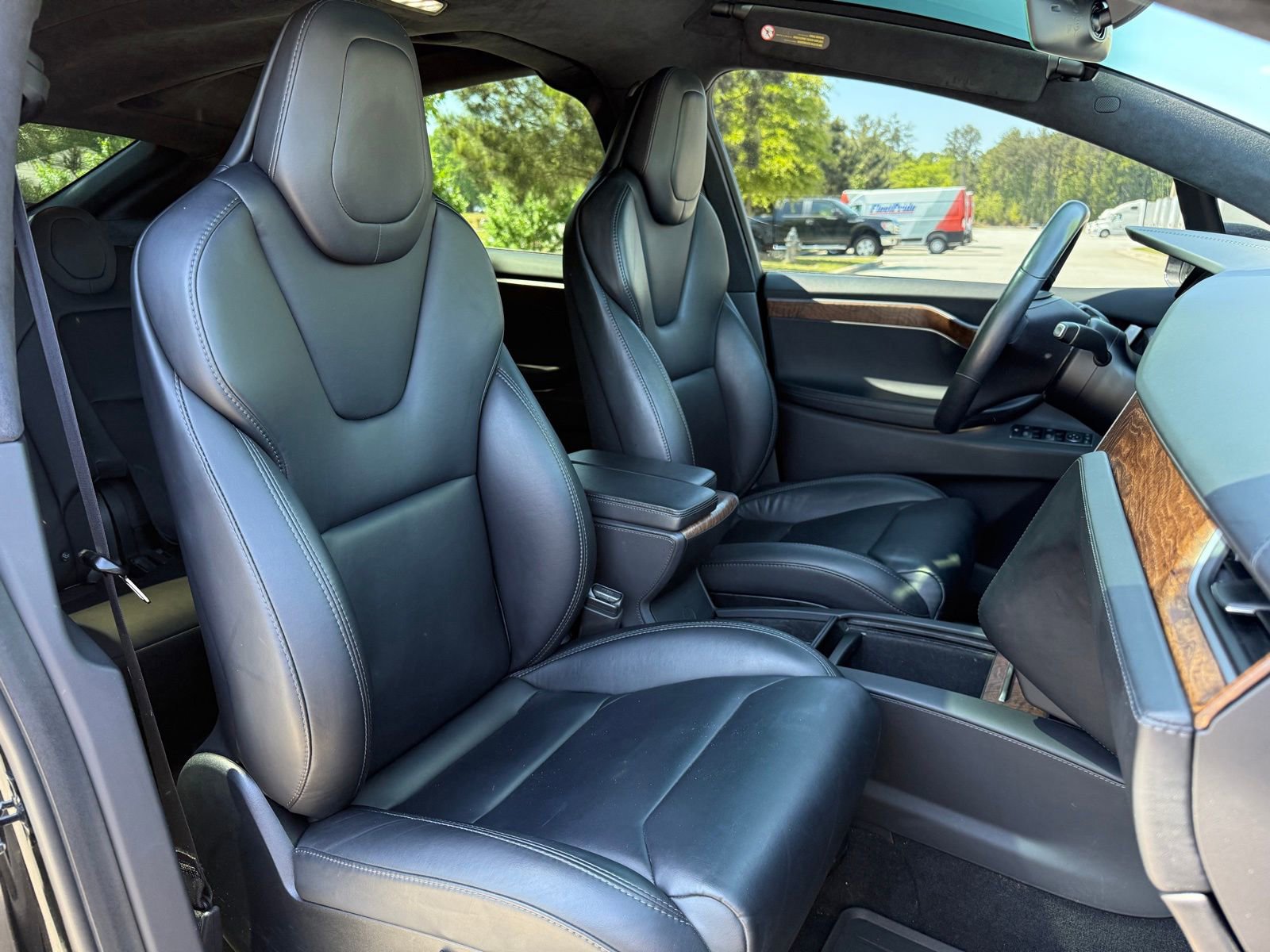 Used 2019 Tesla Model X AWD/4WD image 38