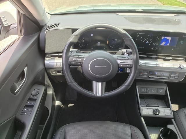 Used 2024 Hyundai Kona Limited AWD/4WD image 19