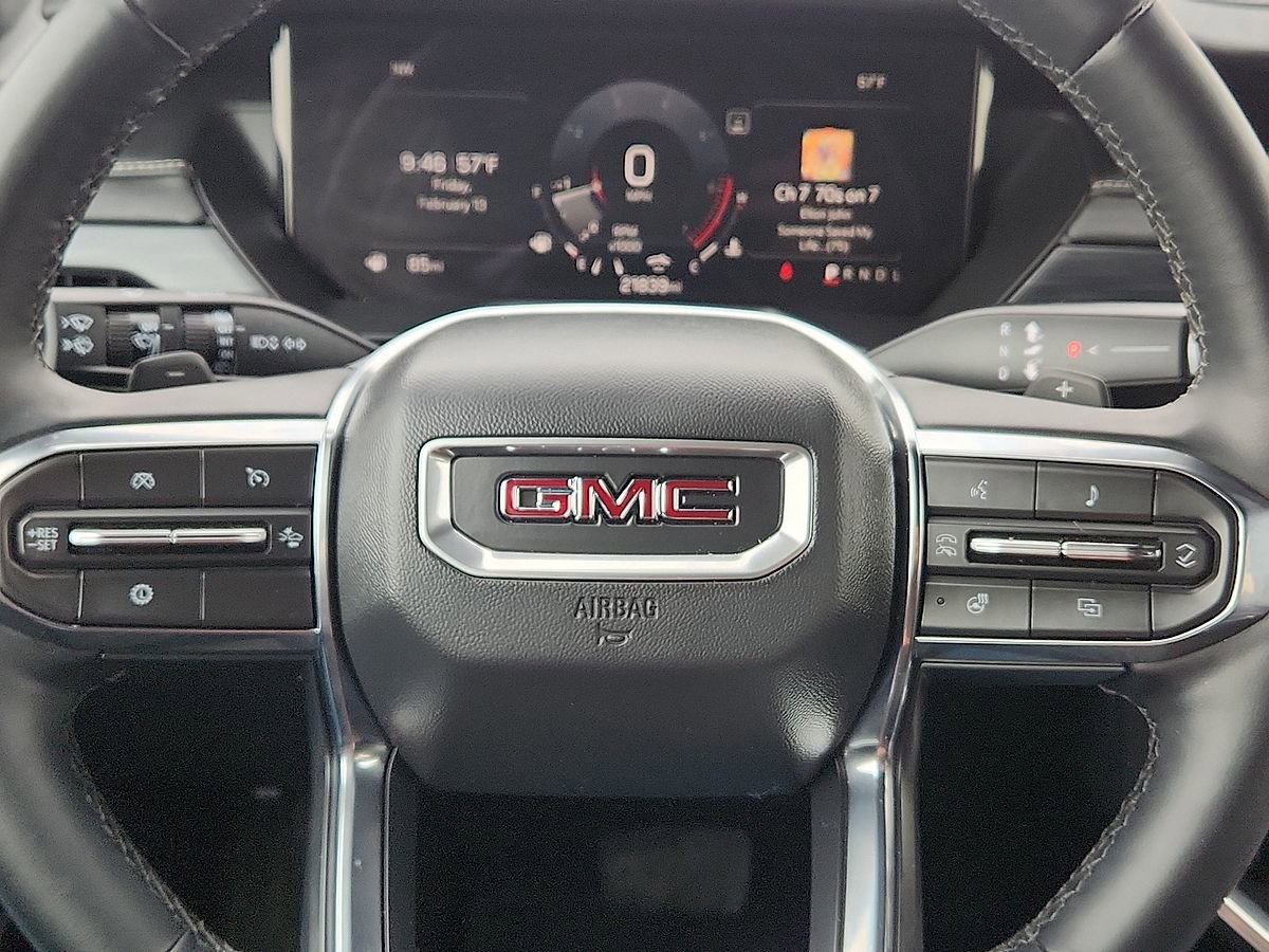 Used 2025 GMC Acadia Elevation image 11