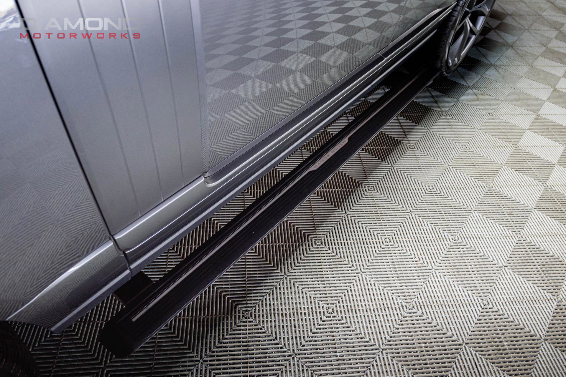 Used 2019 Land Rover Range Rover Autobiography image 42