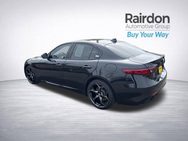 Used 2023 Alfa Romeo Giulia Estrema image 6