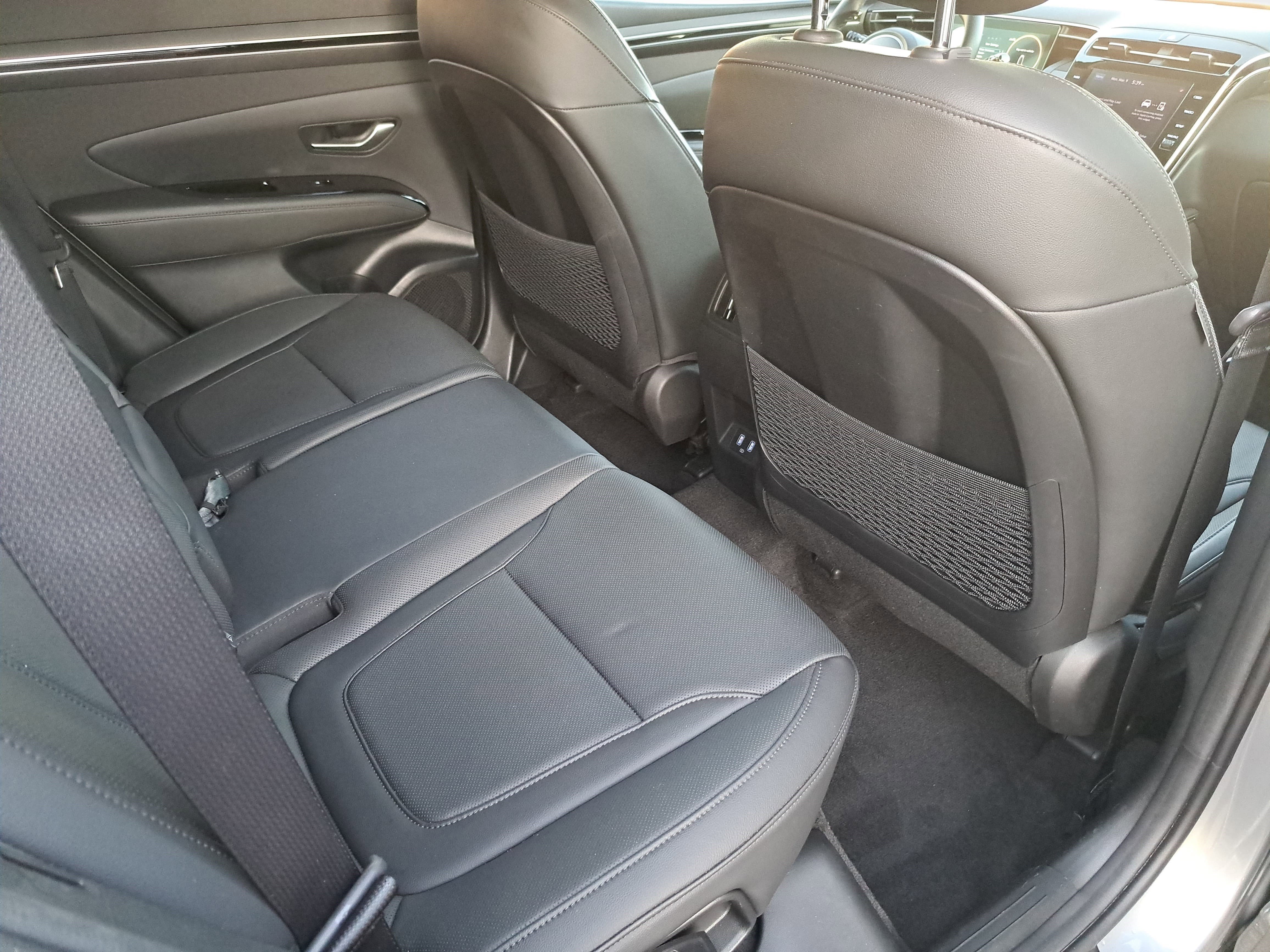 Used 2022 Hyundai Tucson SEL w/ Convenience + Premium Package image 11