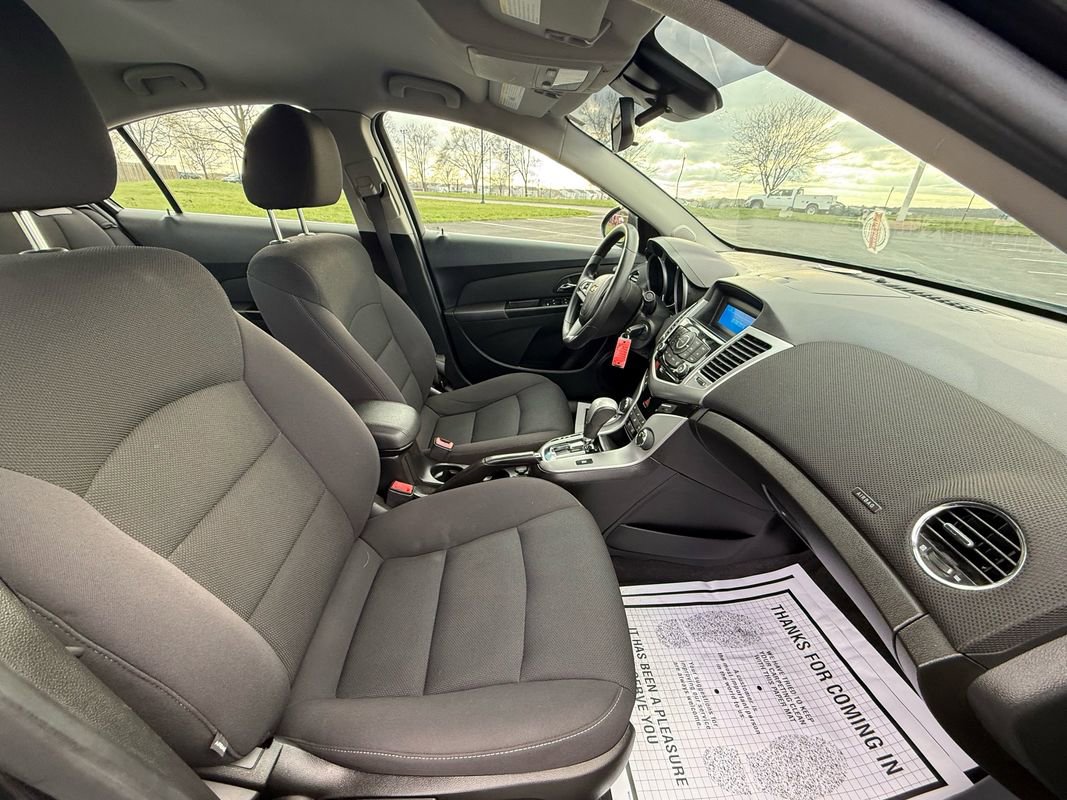 Used 2012 Chevrolet Cruze LT image 15