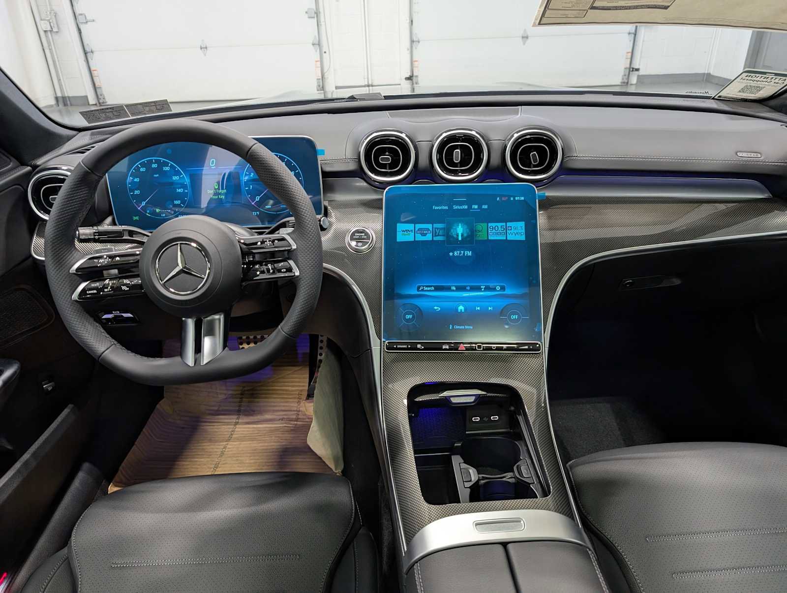 New 2025 Mercedes-Benz C 300 4MATIC Sedan image 16