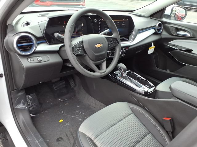 New 2026 Chevrolet Trax LT FWD image 5