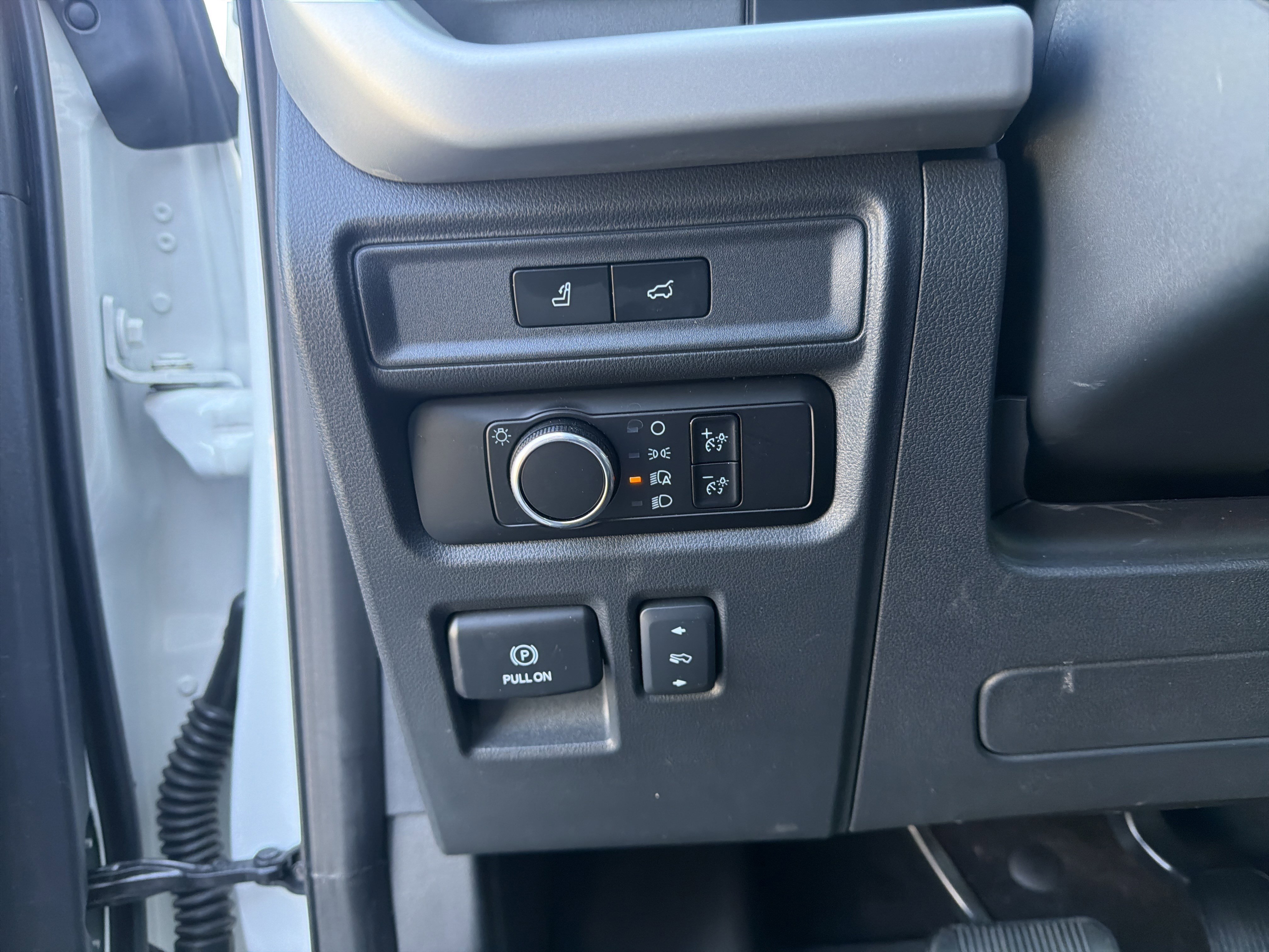 Used 2023 Ford Expedition XLT AWD/4WD image 31