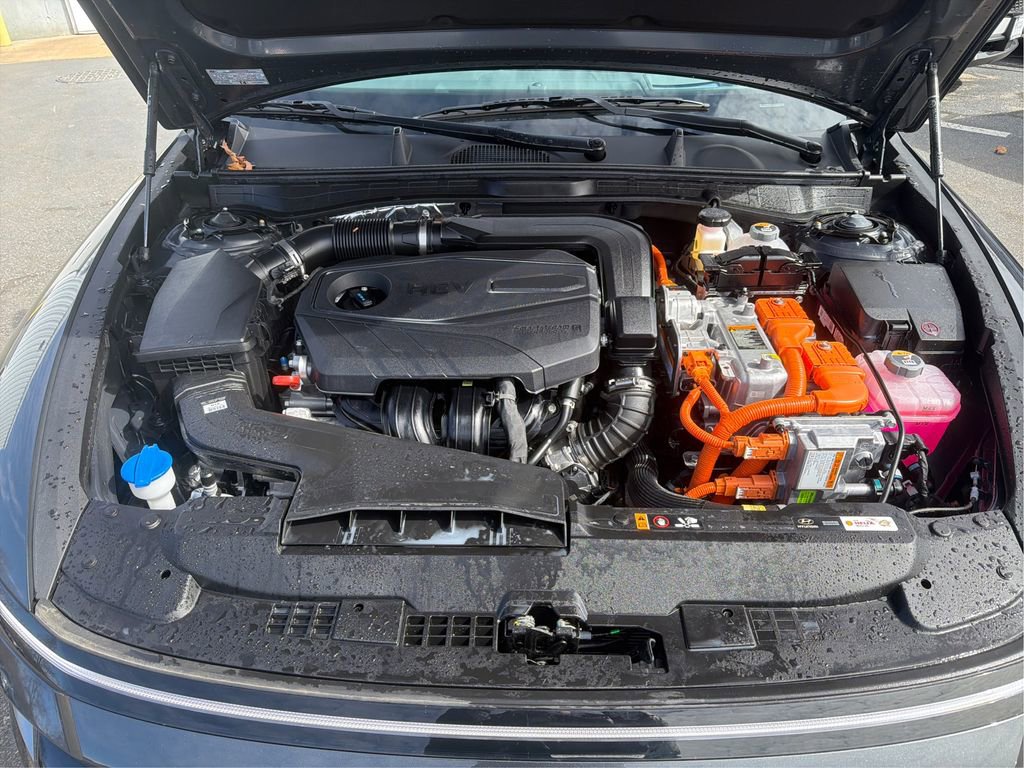 Certified 2025 Hyundai Sonata Limited image 24
