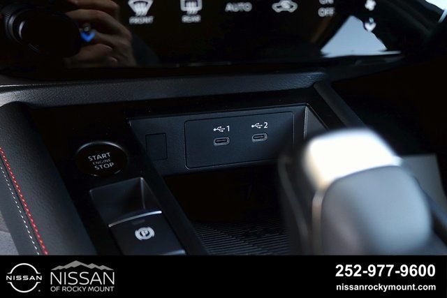 New 2025 Nissan Kicks SR FWD image 20