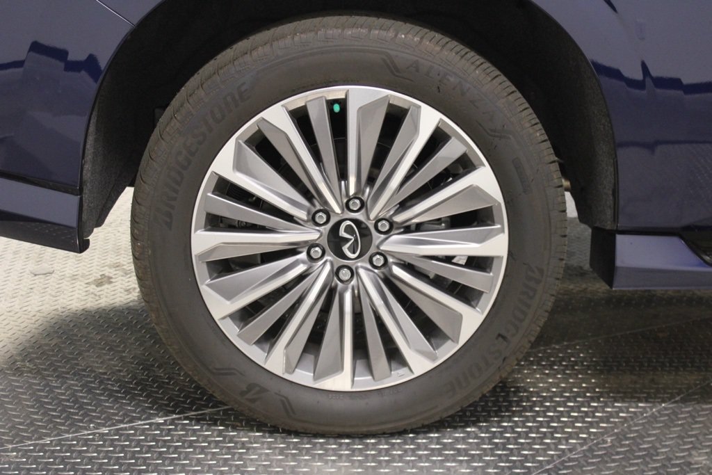 New 2025 INFINITI QX80 Luxe AWD/4WD image 17